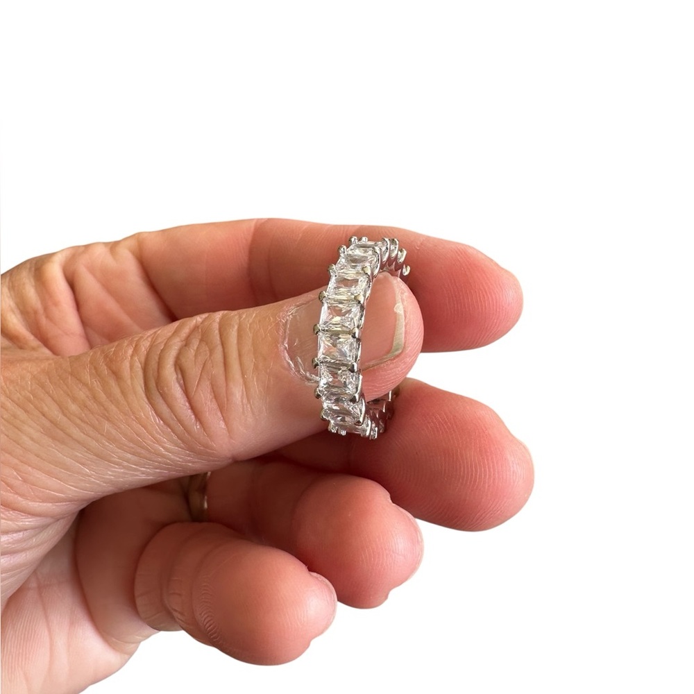 Silver Rectangular Diamond Lined Ring - image 6